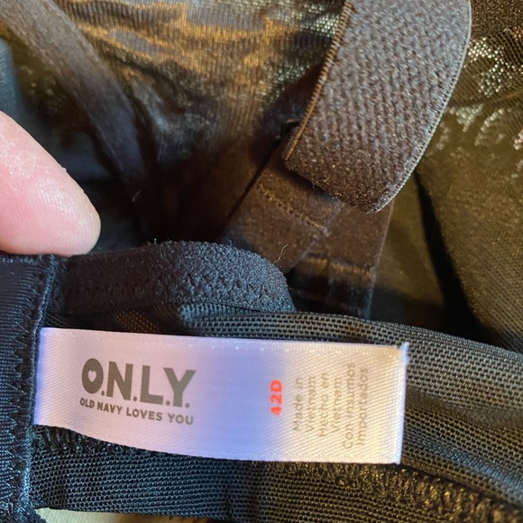 NWOT old navy bra size 42d - Picture 3 of 3